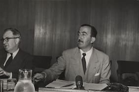 El legado de Hernán Santa Cruz en el Día Internacional de la Democracia