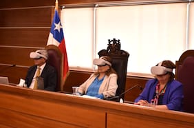 Poder Judicial organiza tercera versión de torneo de debate de escuelas de derecho con uso de realidad inmersiva