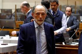 Sergio Muñoz contraataca:  exministro se lanza contra el pleno de la Suprema por “actuar ilegal” y presenta su primer recurso de protección