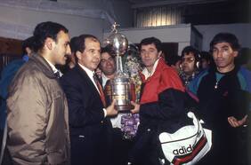 Las 15 imágenes nunca vistas de la noche más gloriosa de Colo Colo en sus 100 años de historia