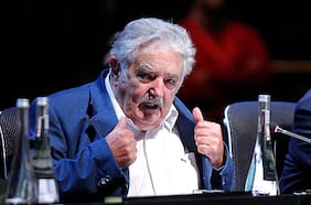 Expresidente uruguayo José “Pepe” Mujica se recupera tras cirugía vinculada a su cáncer de esófago