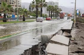 Contraloría detecta retraso de más de 23 años en actualización del plan de drenaje de aguas lluvias de Antofagasta