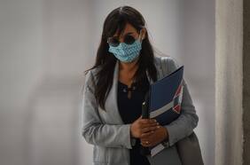 Siches reclama a Blumel y plantea seis reparos en reunión de mesa Covid-19