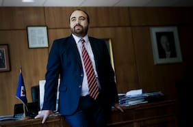 DC se querella contra extimonel Fuad Chahin por “administración desleal”: es acusado de afectar el patrimonio del partido con la transacción de tres inmuebles