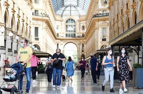 Giuseppe Remuzzi, director del Centro de Investigaciones Farmacológicas “Mario Negri” de Milán: “En Italia, los pacientes con Covid-19 ahora son completamente diferentes”