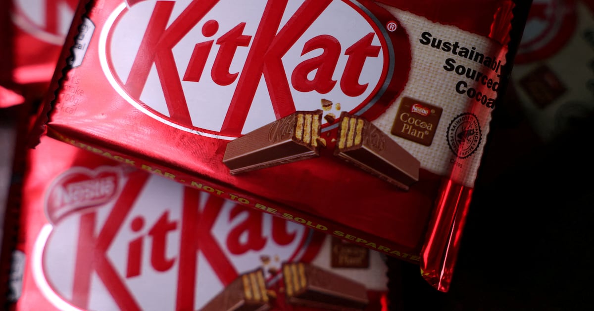 Nestlé anuncia planes de despidos masivos y el mercado respalda la medida