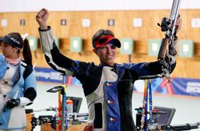 De Santiago a París: la estadounidense Sagen Maddelena clasifica directamente a los Juegos Olímpicos tras imponerse en el tiro