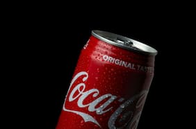 Un histórico ex ejecutivo de Embotelladora Andina postula al directorio de Coca-Cola Embonor