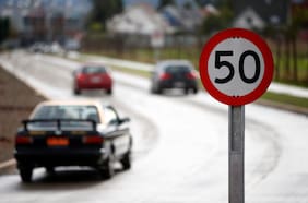Expertos critican con dureza proyecto para subir a 60 kilómetros por hora la velocidad máxima en ciudad