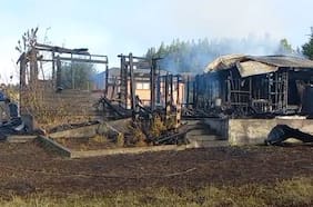 Vivienda deshabitada es completamente quemada en Cañete: atentado fue adjudicado por la RML