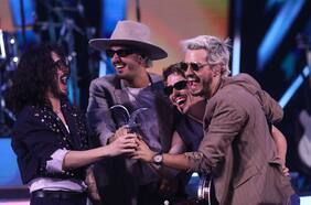 Morat se desquitó del apagón y da el show más fervoroso del Festival de Viña 2025