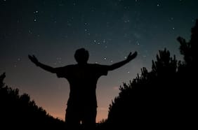 Cuándo y cómo ver la alineación de planetas de 2025