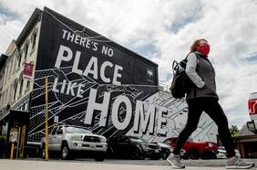 Temen que pandemia de coronavirus esté saliéndose de control en EE.UU.