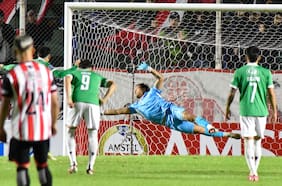 “Estaba sobre la línea”: en Argentina abordan el penal que Audax pidió que se repitiera ante Barracas Central