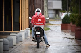 PedidosYa gana primer round a repartidores que exigen ser reconocidos como trabajadores en Santiago