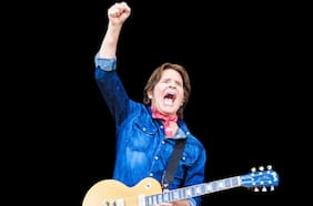 John Fogerty: “Hice lo que hicieron los Beatles, pero lo hice solo. No tuve a otras dos personas componiendo conmigo”