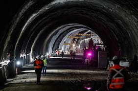 Se concreta conexión de los túneles AVO I y AVO II: obra vial beneficiará a cerca de 660 mil personas cuando esté terminada