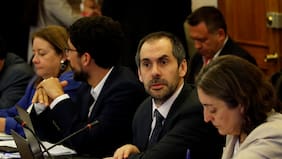 Reajuste del sector público: Grau explica el financiamiento en Comisión de Hacienda de la Cámara, pero no convence a la oposición