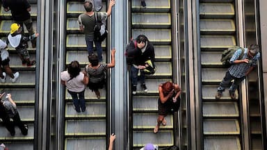 Crisis laboral: más del 75% de los trabajadores está dispuesto a tomar un empleo temporal para complementar ingresos