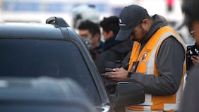 Los dígitos que no pueden circular los lunes en la RM por la restricción vehicular 2026