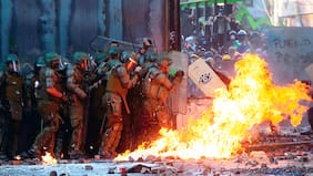 Gobierno dará urgencia a proyectos para endurecer penas por ataques a Carabineros y ampliar legítima defensa de funcionarios de franco