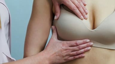 Reducción mamaria: las razones detrás de la decisión