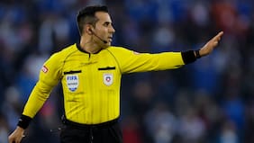 “Jugó para Flamengo”: en Argentina critican a Piero Maza por el arbitraje en el duelo entre Racing y el Mengao