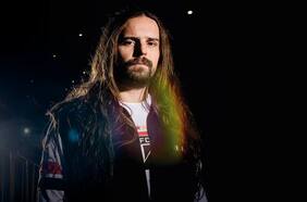 Andreas Kisser, el adiós de Sepultura y su lazo con Chile: “Los chilenos tenían la costumbre de tirar escupos a la banda”