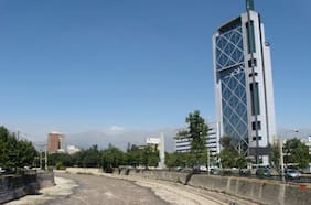 Telefónica retoma la venta de su edificio corporativo paralizada desde 2019
