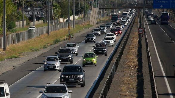 Balance por Semana Santa: Carabineros reporta tres fallecidos y 65 detenciones por conducción bajo efecto de drogas