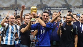Partió como DT interino y terminó con la Copa del Mundo: Lionel Scaloni cumple 100 partidos al frente de Argentina
