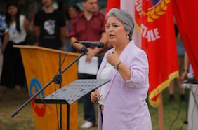 Jara afirma que el PC tiene una “tarea pendiente” en relaciones internacionales y promoción de los DD.HH.