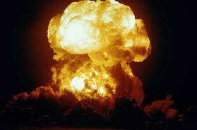 EE.UU. afirma tener intención de trabajar con países con armas nucleares para evitar futuras guerras