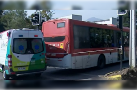 Funcionaria municipal de La Reina muere atropellada por bus RED