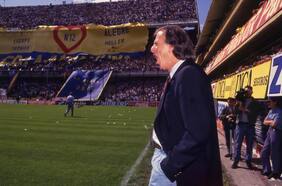 Emotivo minuto de silencio y reacciones a nivel mundial: el tributo póstumo a César Luis Menotti
