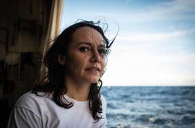 Lucía Blanco y su trabajo ayudando a mujeres migrantes que cruzan el mar: “Cuando están a salvo les digo ‘nada de esto es tu culpa’”
