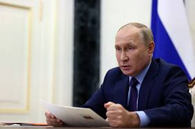 Aseguran que Putin rechazó un acuerdo de paz con Ucrania recomendado por un asesor cuando comenzó la guerra