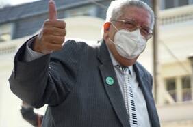 Valentín Trujillo se presenta frente a “La Moneda chica” y solicita aforos completos en los shows