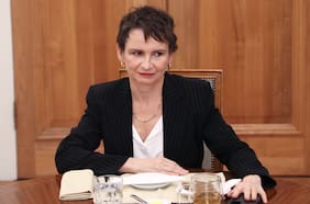 Tohá responde a la UDI tras arremetida por anuncio de regularización acotada y apunta a proceso en gobierno de Piñera