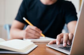 Comisión de Trabajo del Senado reactivará proyecto de ley de 2018 que permite la contratación por hora