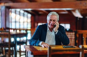 Kast activa su red regional tras pasar al balotaje y sostiene llamados con Milei y Peña