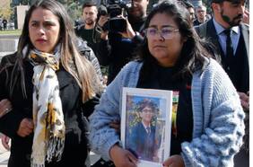 Madre de conscripto Franco Vargas agradece que investigación de la muerte de su hijo durante marcha en Putre quede en la justicia civil