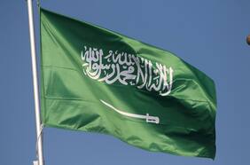 Arabia Saudita condena la intención de Israel de desplazar palestinos a Egipto