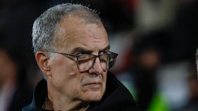 En Uruguay filtran la tensa reunión del plantel con Marcelo Bielsa a horas del duelo con España: “Esto no da para más”