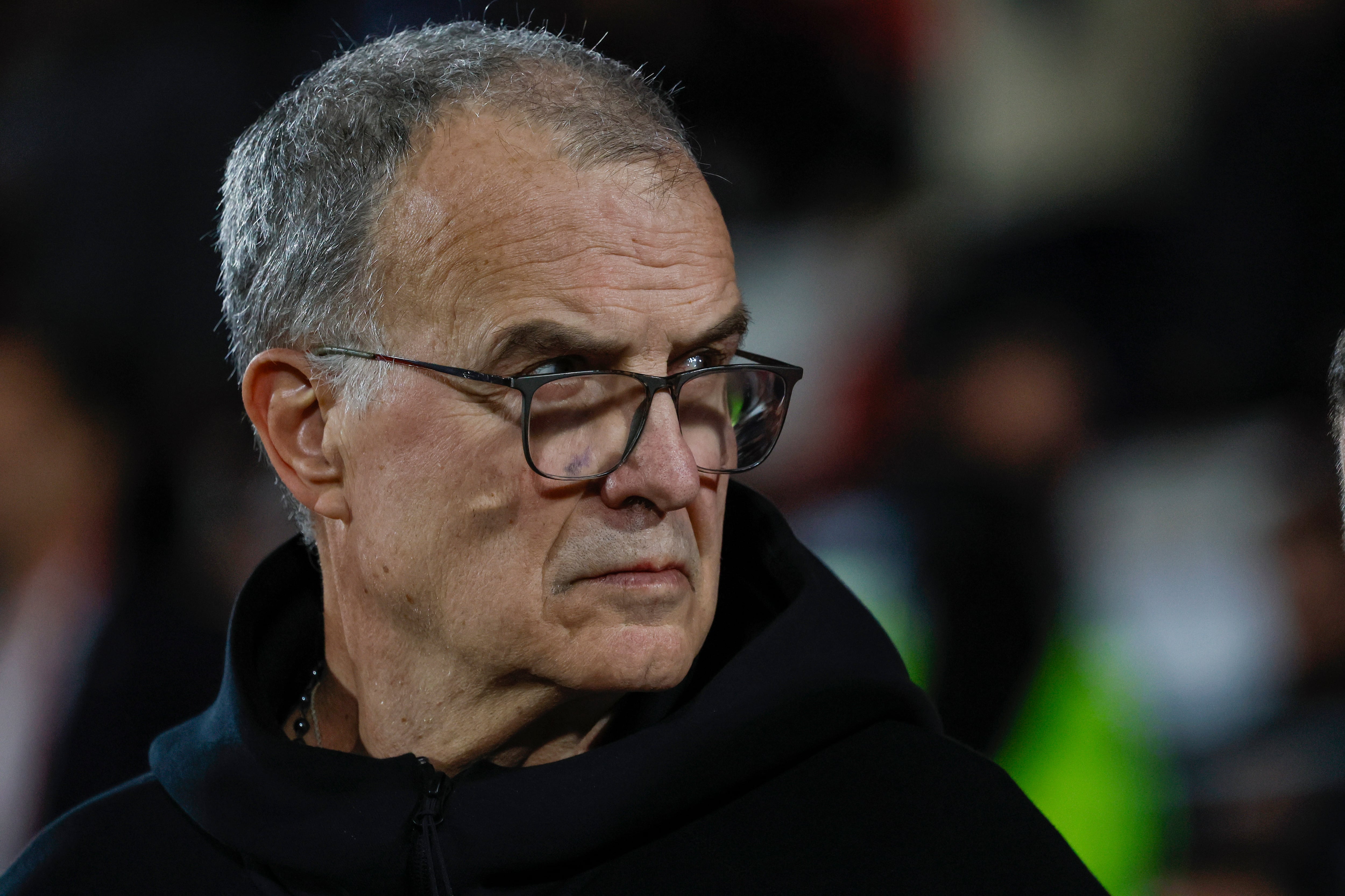 En Uruguay filtran la tensa reunión del plantel con Marcelo Bielsa a horas del duelo con España: "Esto no da para más"