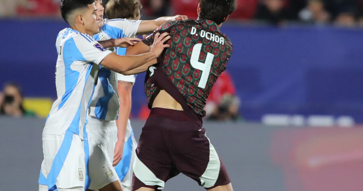 El dardo del DT de México tras el polémico final con Argentina: “Sabemos que son buenos en eso”