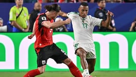 El mejor partido del Mundial: Austria y Argelia reparten puntos en la agonía y avanzan a dieciseisavos de final del Mundial