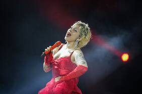 Mon Laferte publica su desgarradora nueva canción: “Otra noche de llorar”