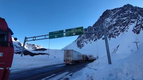 Paso Los Libertadores normaliza tránsito vehicular este sábado con restricciones para turistas en Portillo