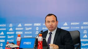 No habrá oposición en la U: director nombrado por Michael Clark adquiere las acciones de Azul Azul de la familia Schapira